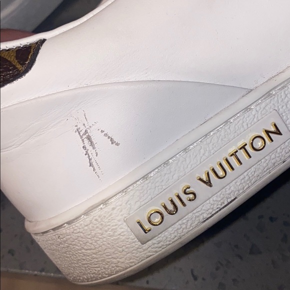 Louis Vuitton sneakers - Picture 7 of 9